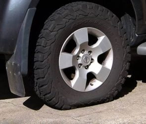 How Long Does a Slashed Tire Take to Deflate