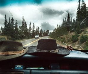 How to Wear a Cowboy Hat While Driving