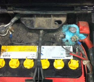 What to Put on Battery Terminals to Prevent Corrosion